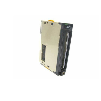 Ελέγχος PLC CJ1W-IC101 Μονάδα ελέγχου I/O επέκτασης για σύνδεση CPU στην δεξιά πλευρά