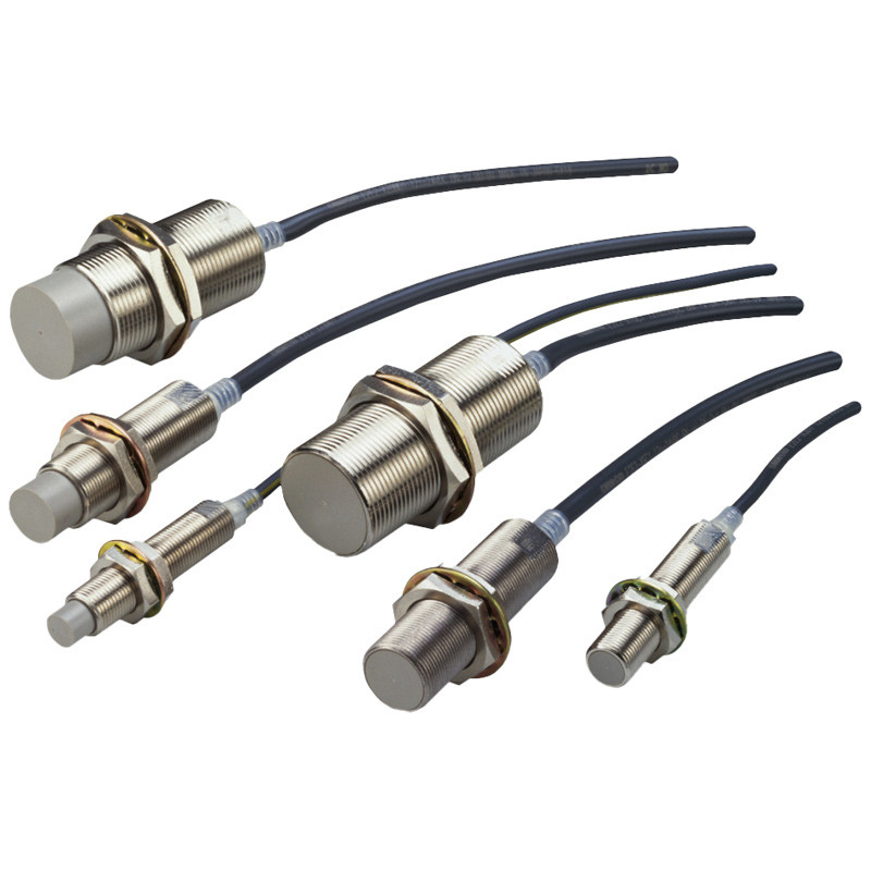 Ο αισθητήρας επαγωγικής εγγύτητας OMS E2E2-X5MC1 2M Η τέλεια λύση για την αυτοματοποίηση σας